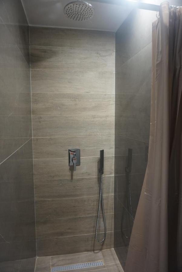 Vasili'S And Vasiliki'S Luxury Apartment アテネ エクステリア 写真