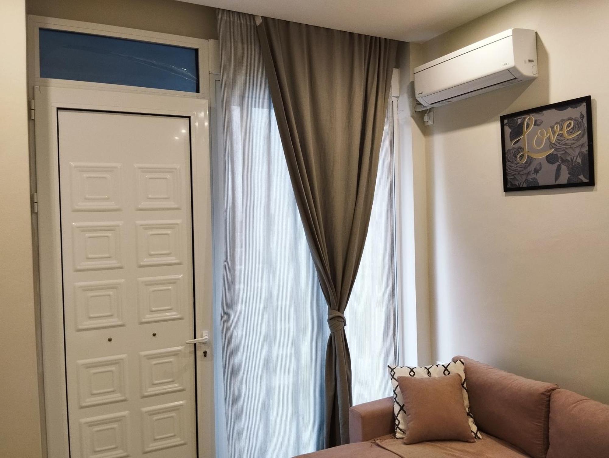 Vasili'S And Vasiliki'S Luxury Apartment アテネ エクステリア 写真